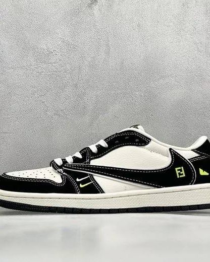 Кроссовки Nike