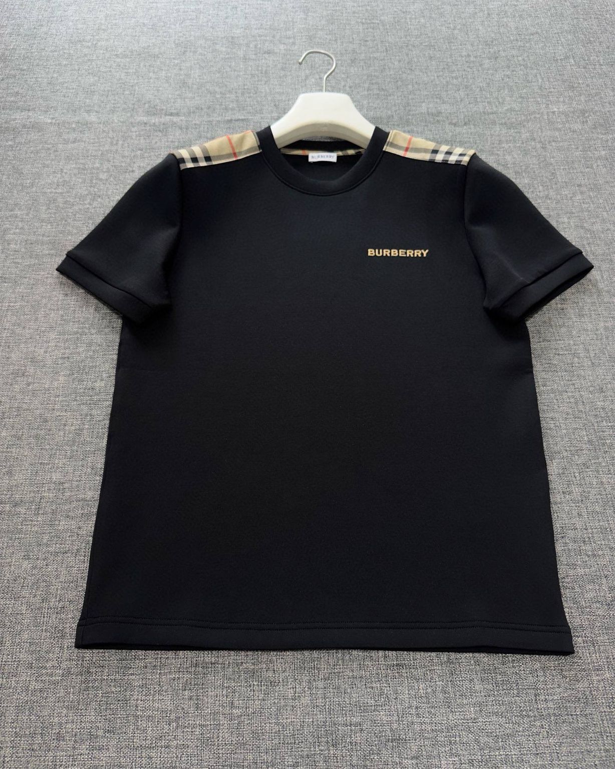 Фуболка Burberry