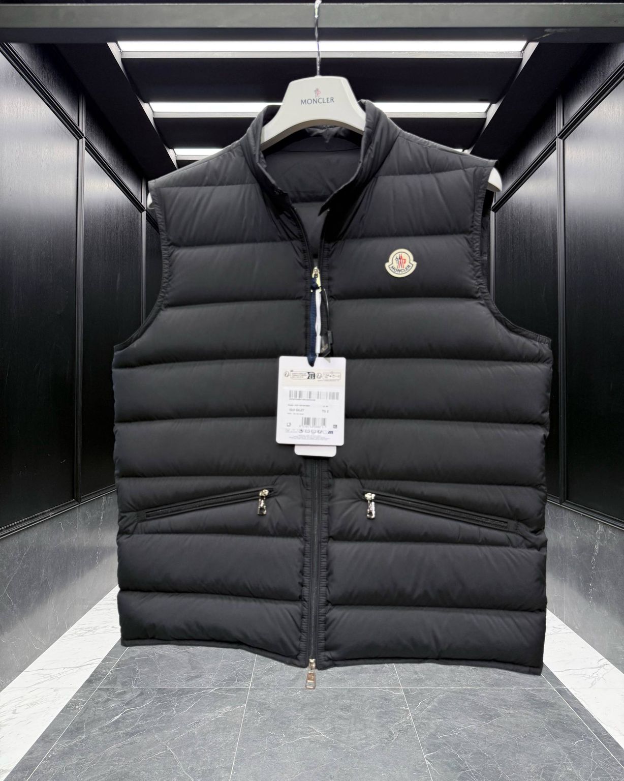 Жилет Moncler Gui