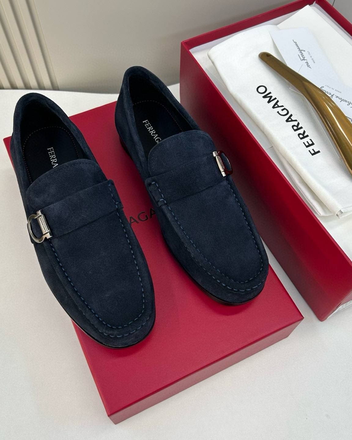 Лоферы Salvatore Ferragamo