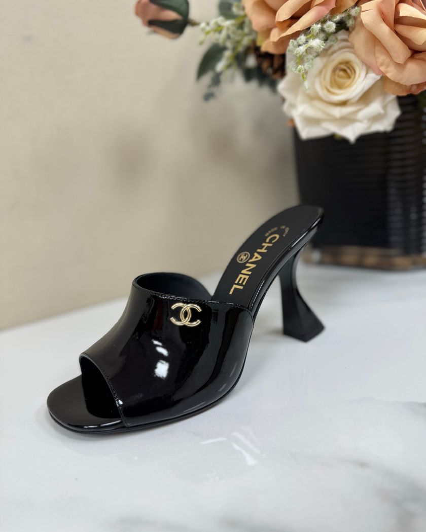Сандалии Chanel Cruise 25/26