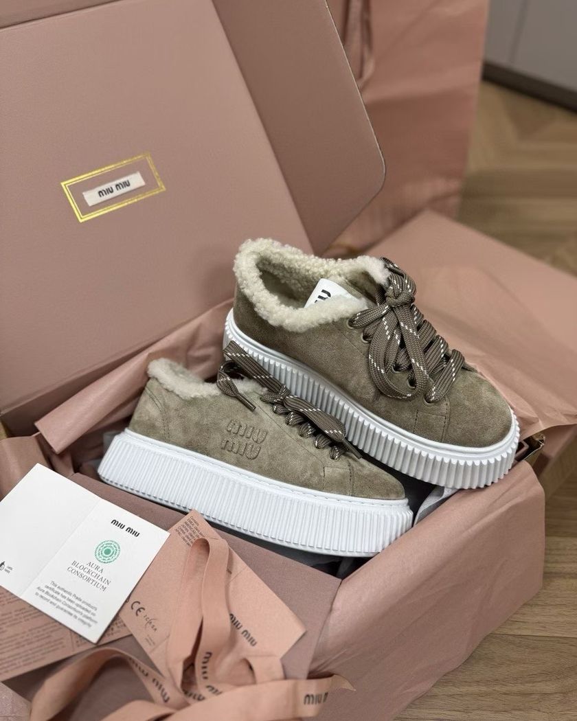 Miu Miu кроссовки утеплённые мехом