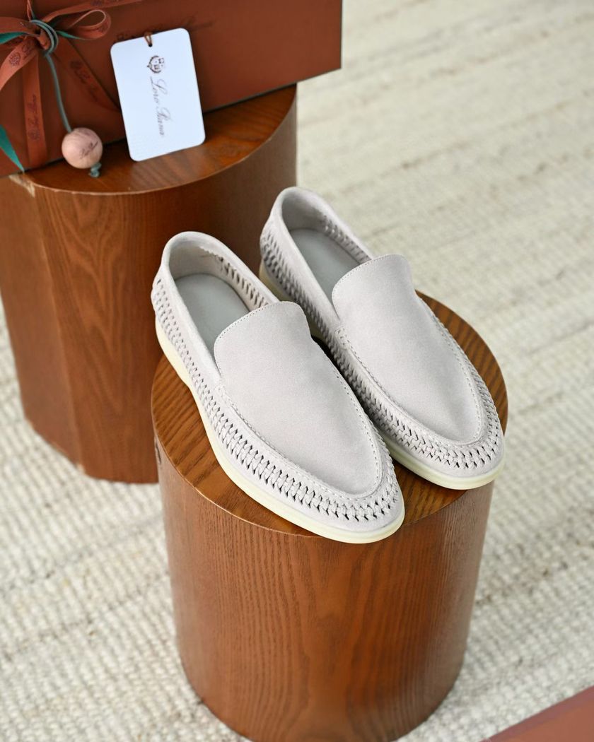 Лоферы Loro Piana из замши