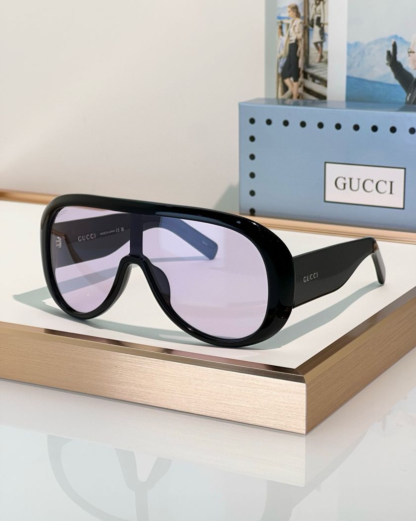 Очки Gucci