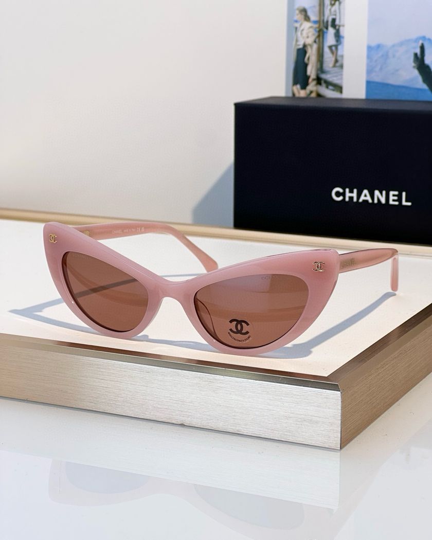 Очки Chanel