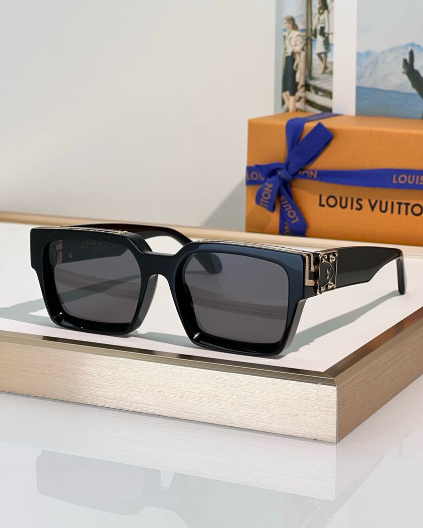 Очки Louis Vuitton
