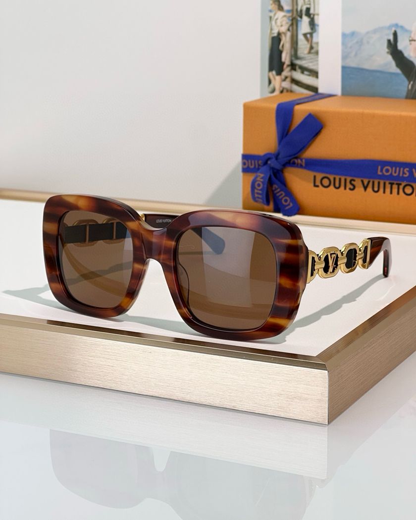 Очки Louis Vuitton