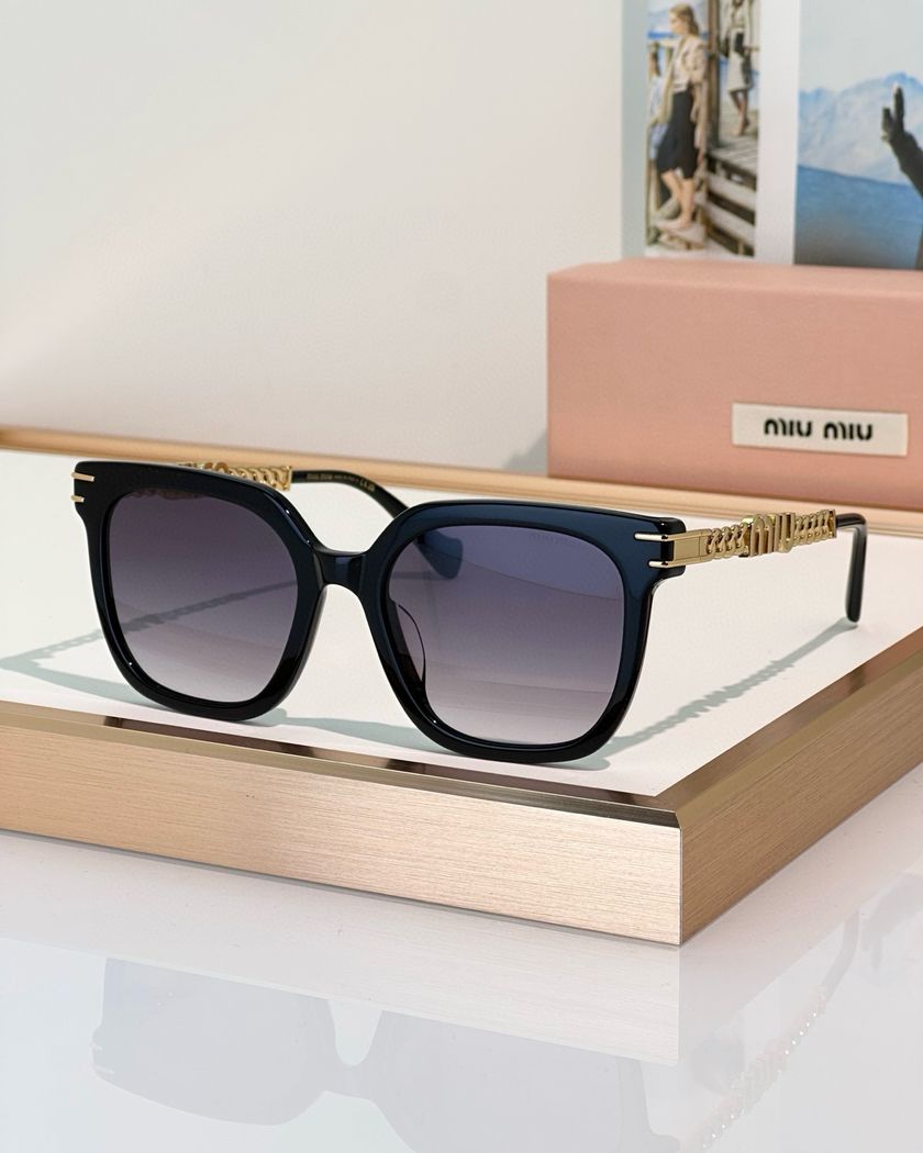 Очки Miu Miu
