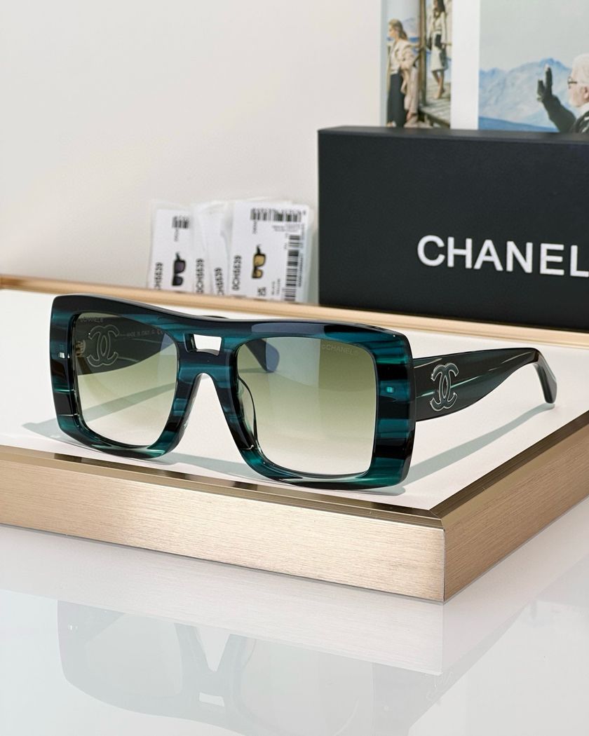 Очки Chanel