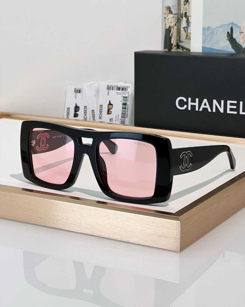 Очки Chanel