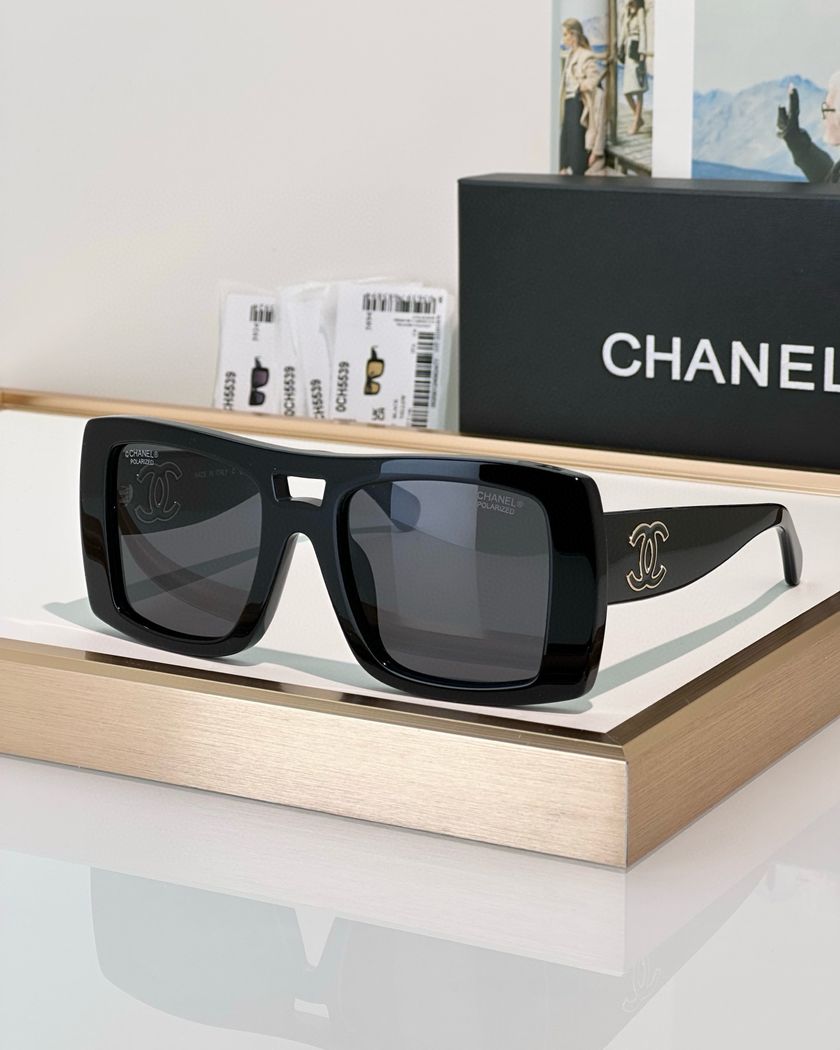 Очки Chanel