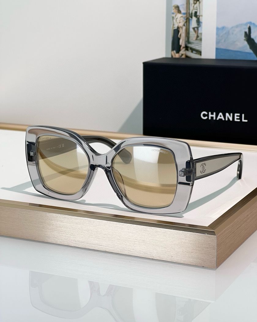 Очки Chanel