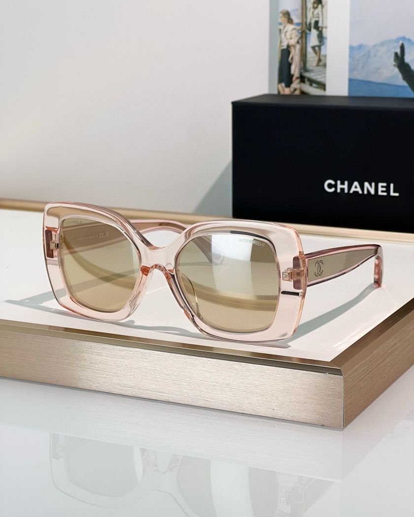 Очки Chanel