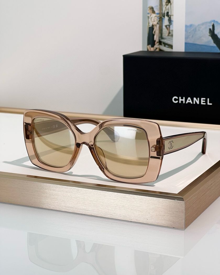 Очки Chanel