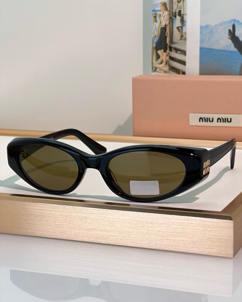 Очки Miu Miu