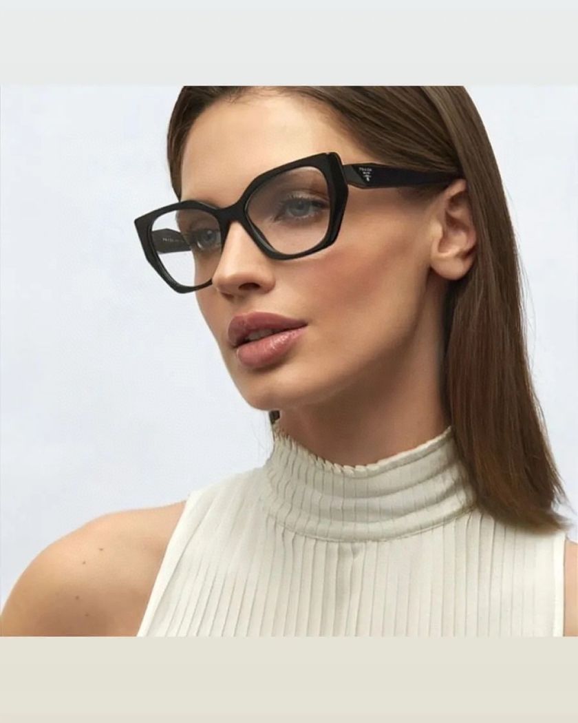 Очки Prada