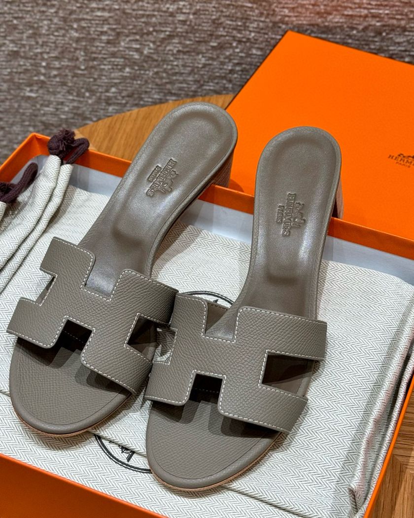 Сандалии Hermès Oasis