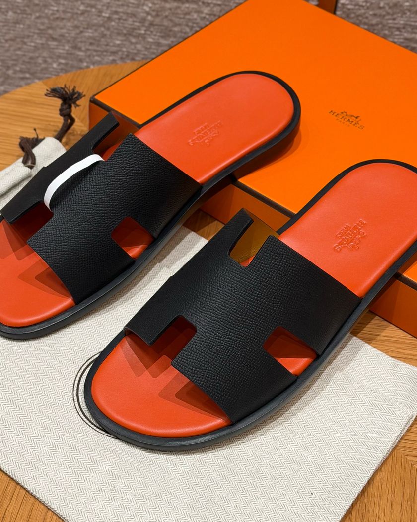 Мужские шлепанцы Hermès из кожи