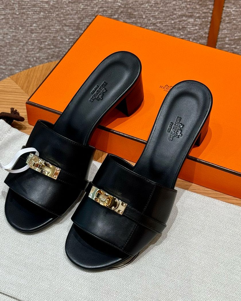 Босоножки Hermès Gigi Kelly