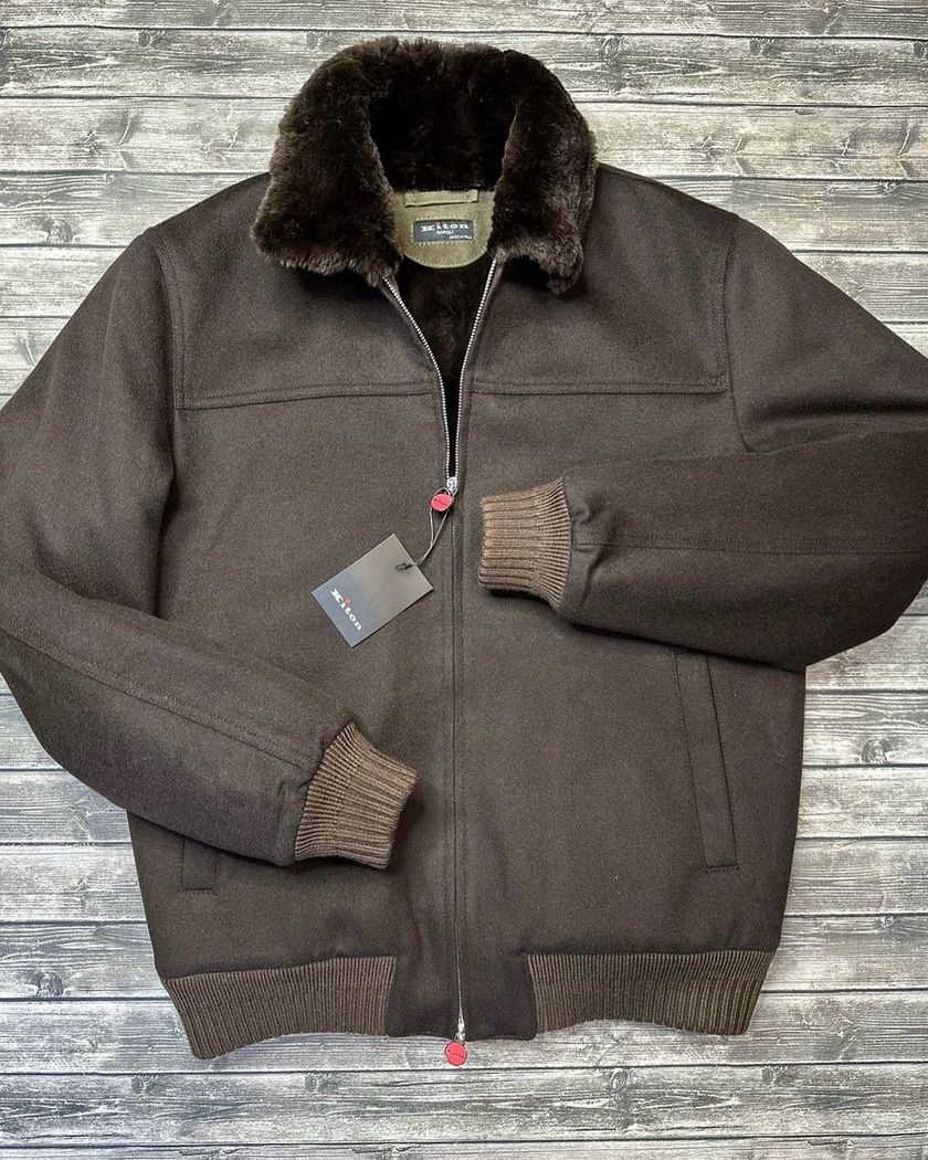 Бомбер Kiton из кашемира, утеплённый мехом бобра