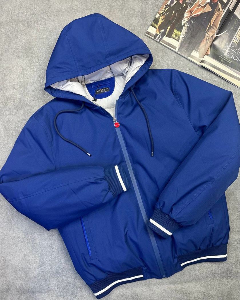 Kiton легкий пуховик