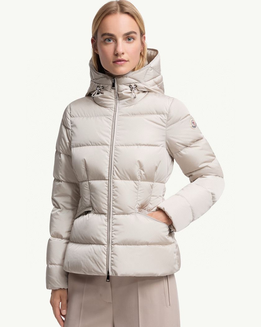 Moncler пуховик