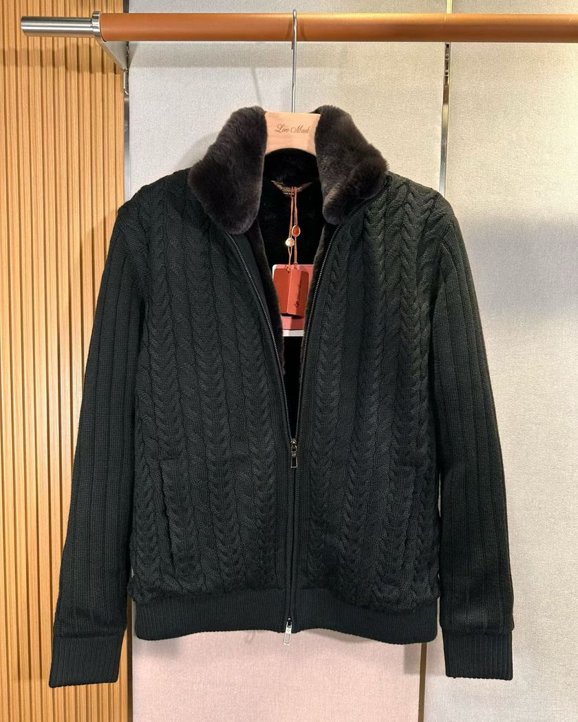 Бомбер Loro Piana из кашемира и утеплением из меха бобра
