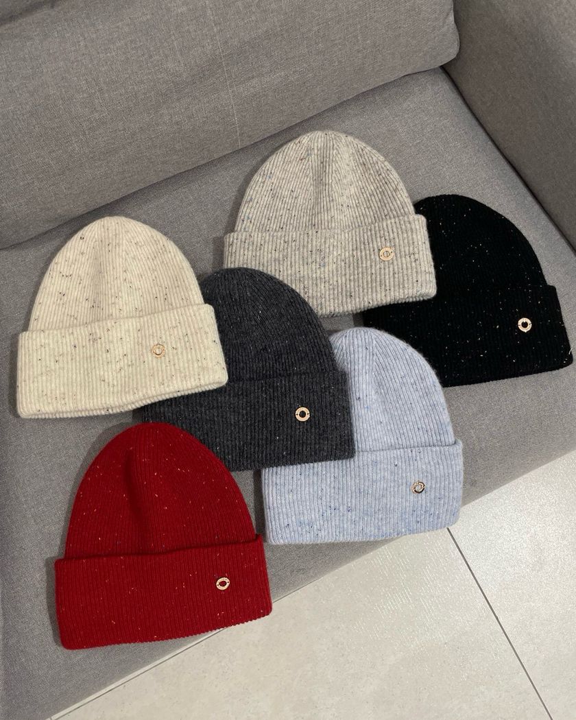 Loro Piana шапки из кашемира