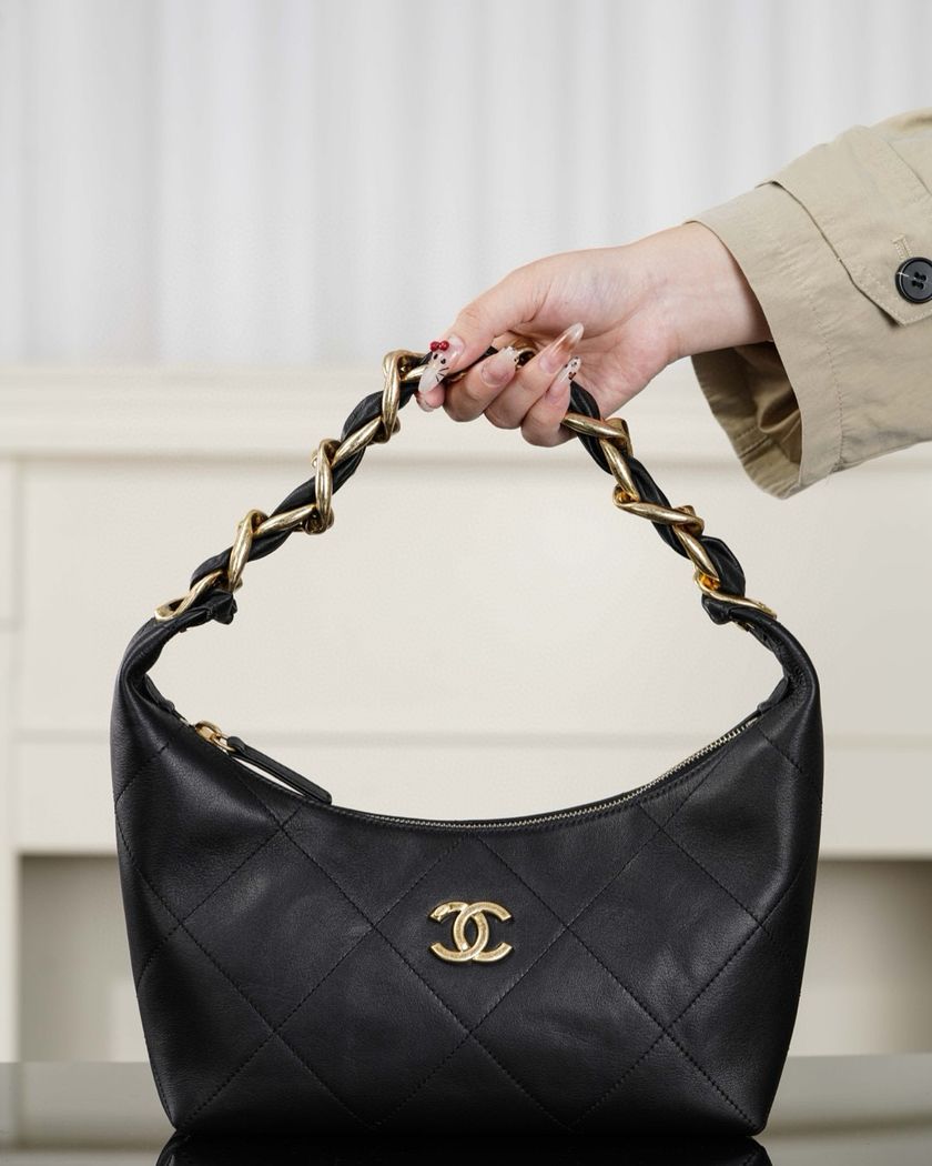 Chanel 25k