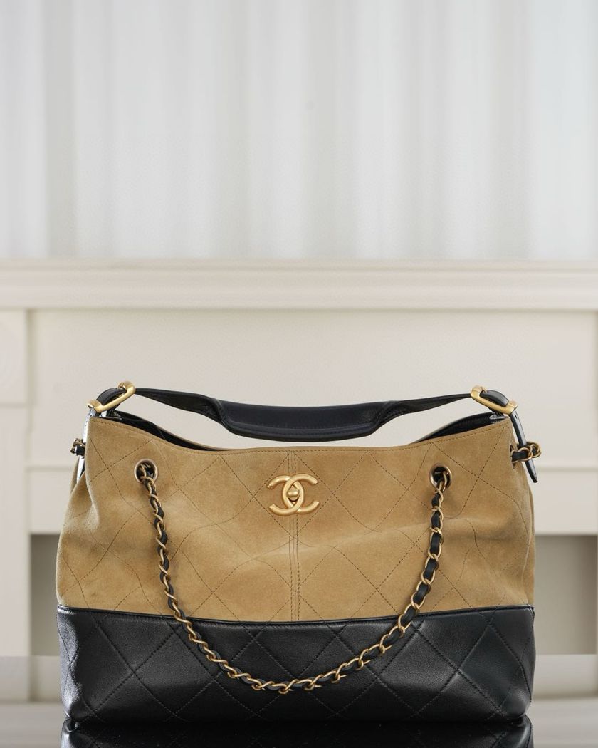 Chanel 25a