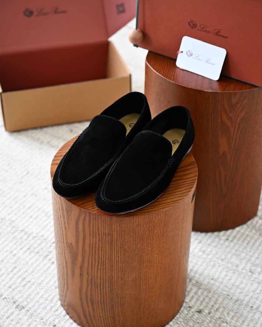 Лоферы Loro Piana из замши
