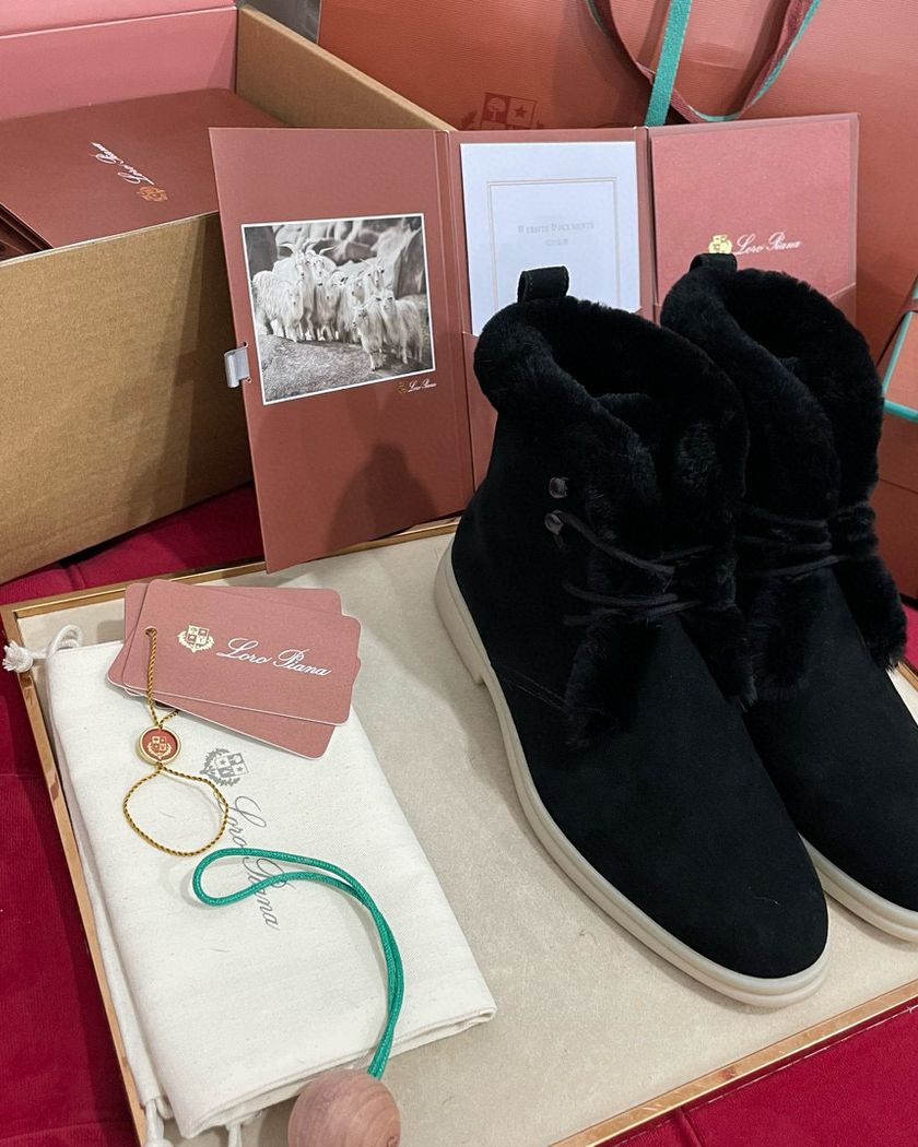 Loro Piana Open Walk
