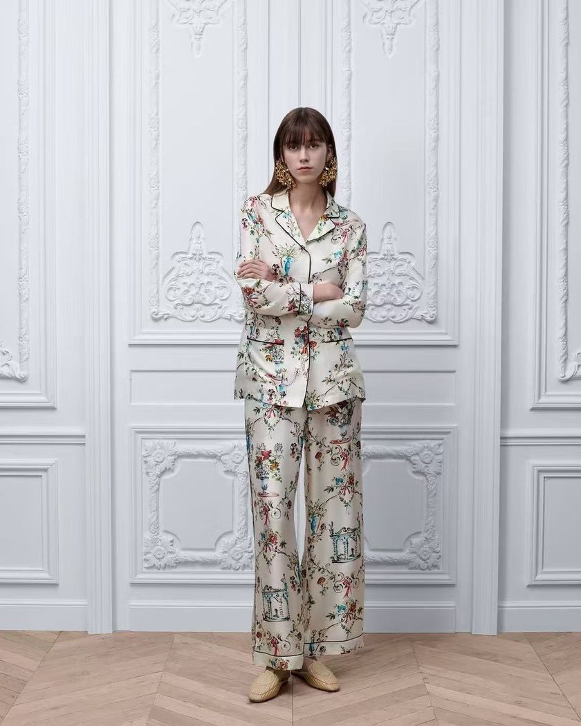 Костюм Dior из шёлка