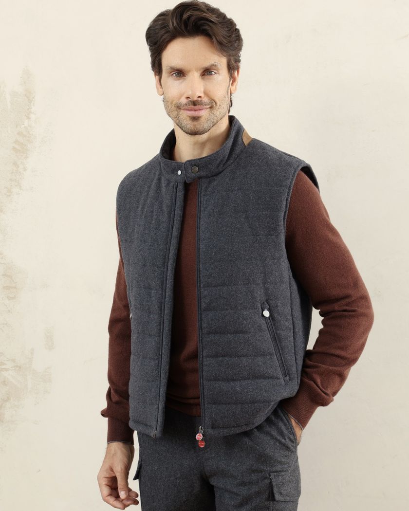Жилет Kiton из премиального кашемира