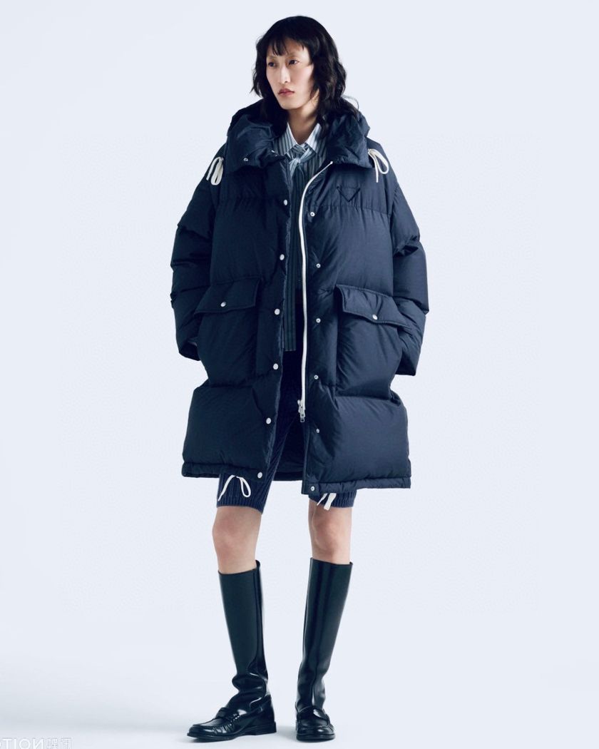 Prada пуховик
