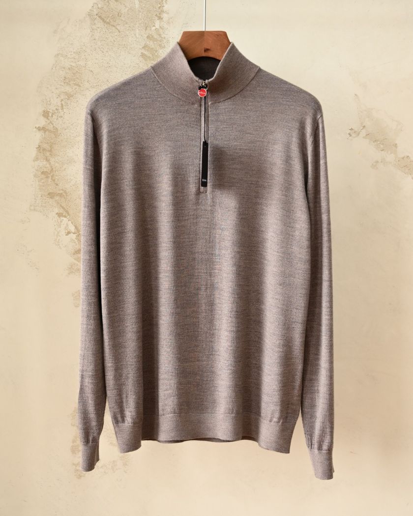 Кофта Kiton из премиальной шерсти