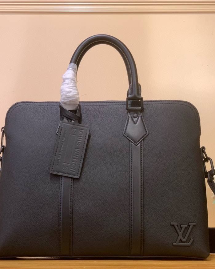 Портфель Louis Vuitton BriefCase