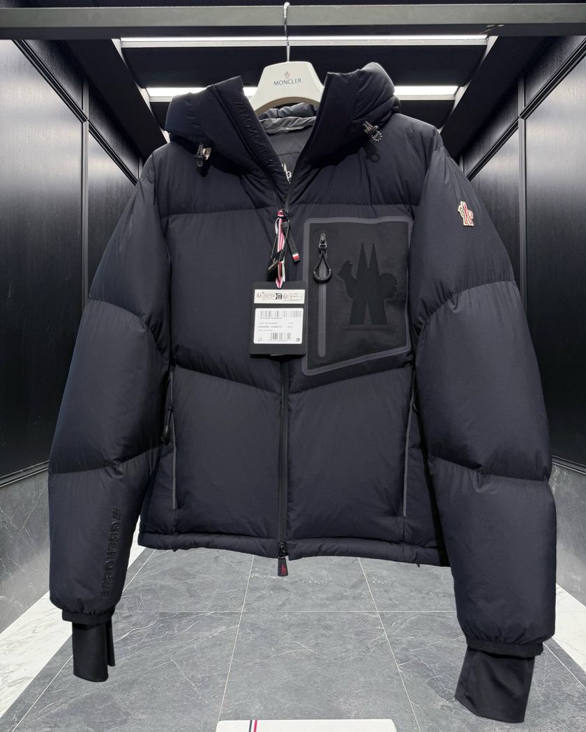 Пуховик Moncler Grenoble Mandres